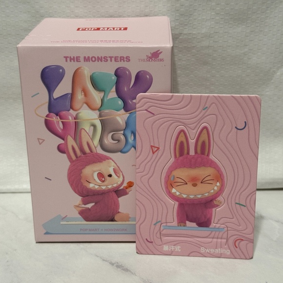 *SWEATING* The MONSTERS x Lazy Yoga - Picture 1 of 4